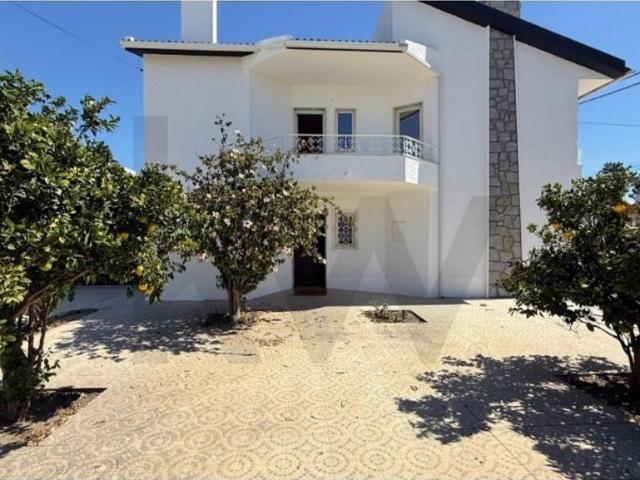 Casa de 200 m² à venda Seixal, Portugal