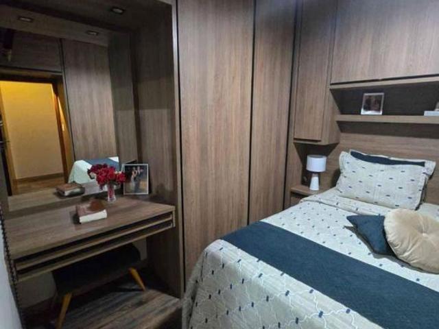 Casa de 200 m² com 2 quartos, 1 suíte, 2 vagas à venda na Vila Floriano