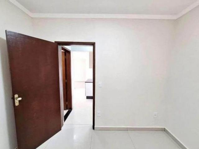 Casa de 200 m² com 3 quartos, 1 suíte, 2 vagas à venda na Vila Palmeiras