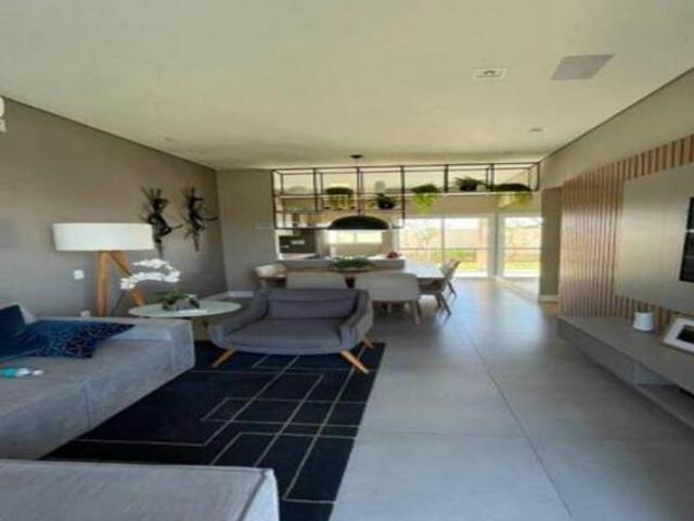 Casa à venda em Ourinhos, no Jardim Paulista