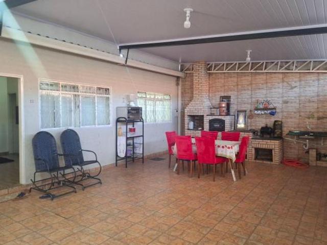 Casa de 200 m² com 3 quartos à venda em Taguatinga Norte