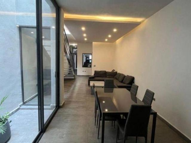 Casa de 200 m² con 4 recámaras en venta en Monraz