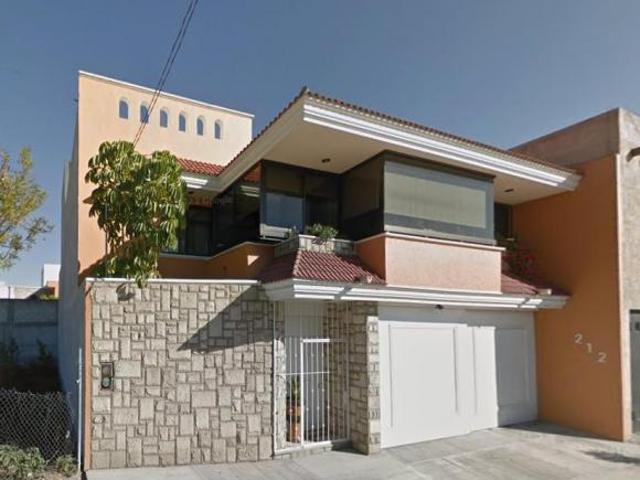 Casa de 200 m² con 3 recámaras en venta en Aquiles Serdán