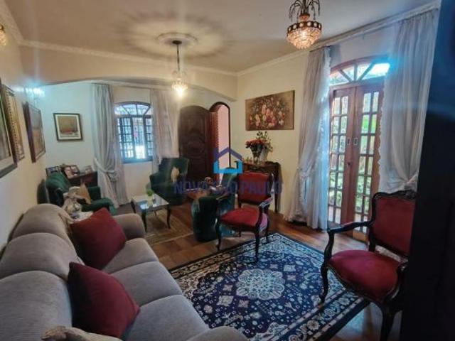 Casa de 200m², cômodos grandes, Quintal,Edícula, Churrasqueira, 1 vaga! Prox Cantareira Norte Shop