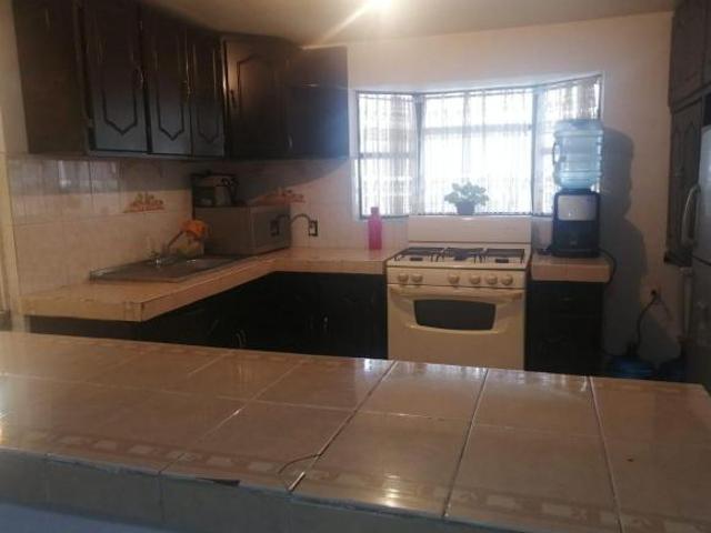 Casa de 207 m² con 5 recámaras en venta en León Moderno