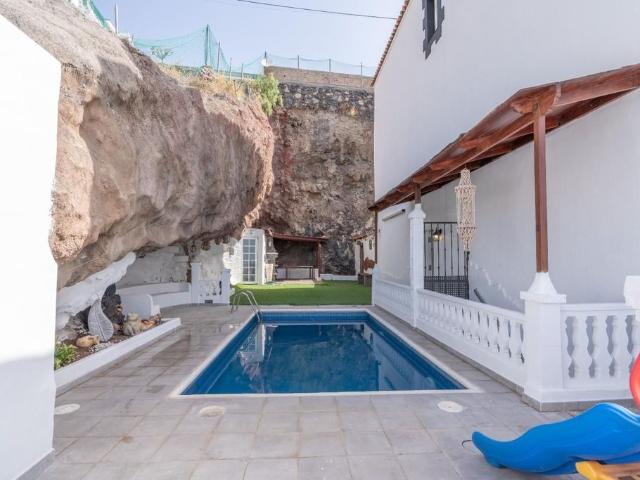 Casa de 204 m2 en venta El Rosario, Canarias