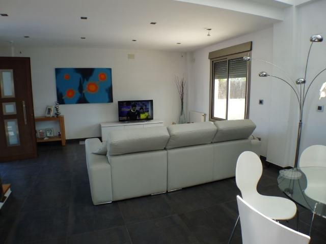 Casa de 206 m2 en alquiler Godella, Comunidad Valenciana
