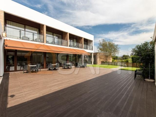 Casa de 2086 m² à venda Leiria, Portugal