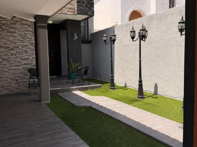 Casa de 208 m² con 3 recámaras en venta en Bosques de las Cumbres