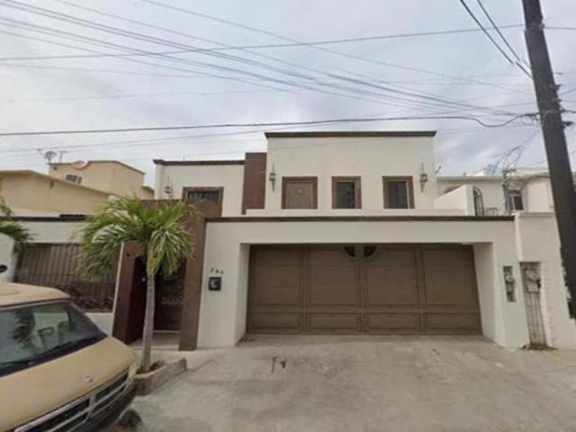 Casa de 213 m² con 4 recámaras en venta en La Paz