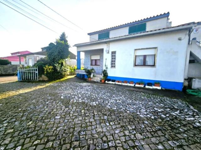 Casa de 210 m² à venda Lourinhã, Lisboa