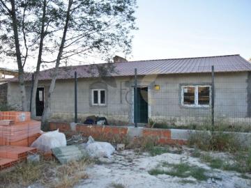 Casa de 210 m² à venda Santiago do Cacém, Setúbal