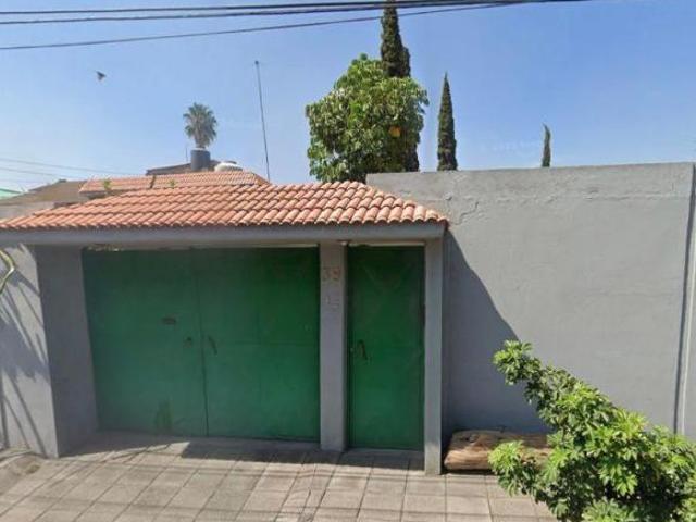 Casa de 210 m² con 3 recámaras en venta en Santiago Sur