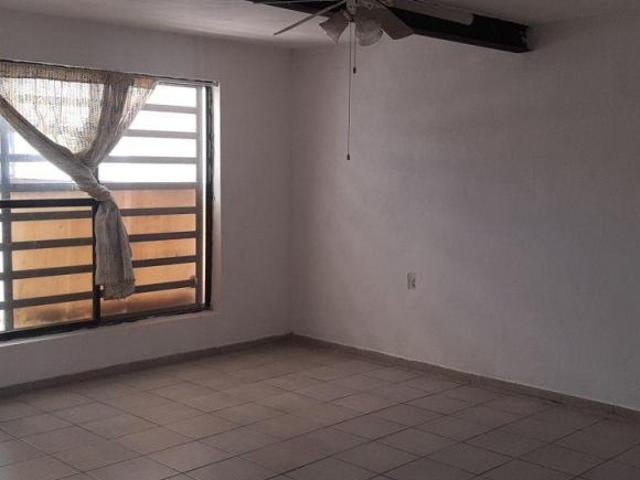 Casa de 217 m² de terreno con 2 recámaras en venta en José López Portillo