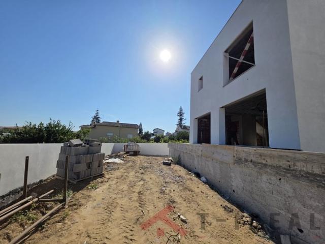Casa de 215 m² à venda Lourinhã, Portugal