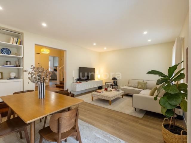 Casa de 228 m² à venda Sesimbra, Setúbal