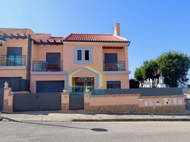 Prestigiosa casa de 233 m² à venda Torres Vedras, Lisboa