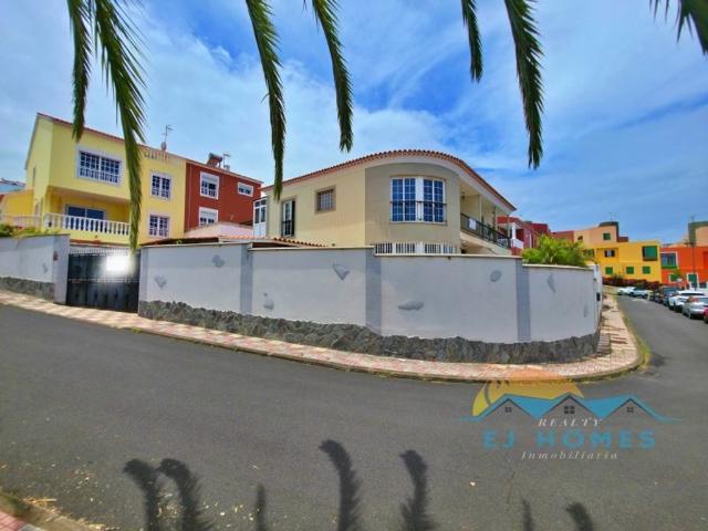 Casa de 238 m2 en venta El Sauzal, España