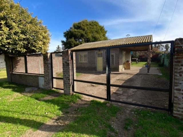 Casa de 2 dormitorios en alquiler en B° Yaguaron