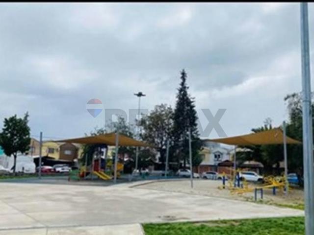 Casa de 2 dormitorios en villa cerrada. 2 Dormitorios por 1716.00 en La Pintana