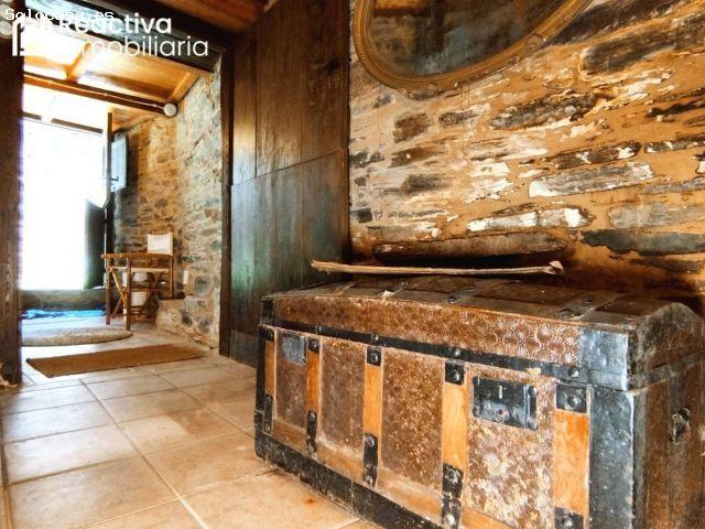 Casa de 2 dormitorios, reformada, en aldea gallega