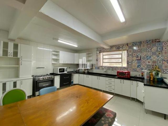 CASA DE 2 PAVIMENTOS