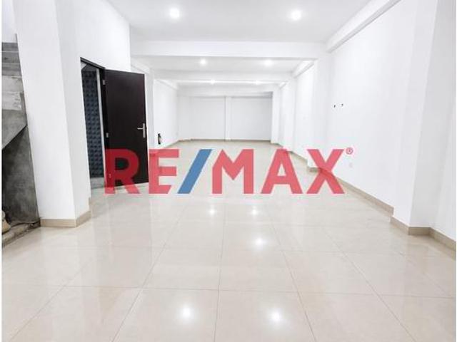 Casa De 2 Pisos De Ocasión En Condominio Monarca – Carabayllo | Us$75,000 Negociable ✨ ¡Precio De Ocasión! ¡Aprovecha Esta Oportunidad! ✨  Ubicación: Condominio Menorca – Urb. Los Molinos, Cara