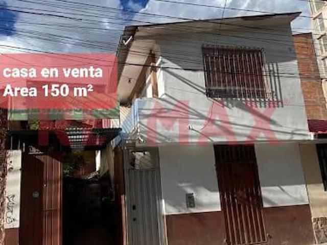 Casa De 2 Pisos En Venta – Urb. San Francisco