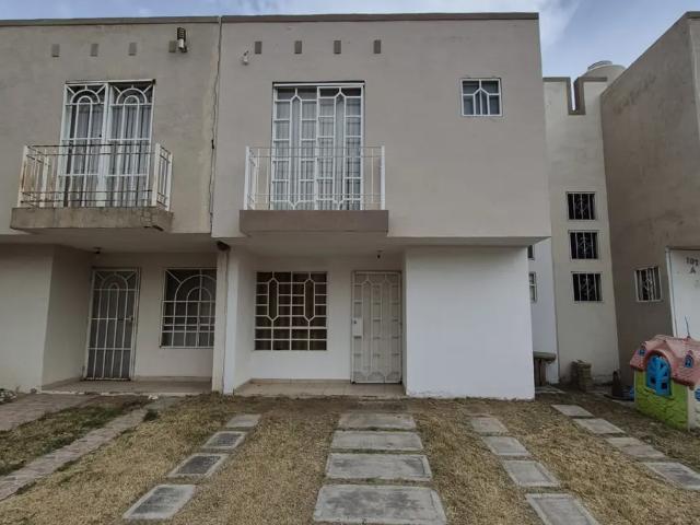 Casa de 2 Plantas en Closter Privado en Apaseo El Grande, Guanajuato