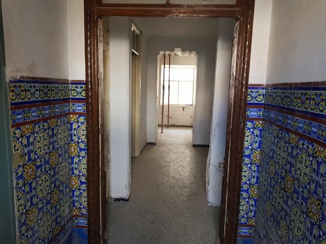 CASA DE 2 PLANTAS EN PLENO CENTRO DE PUEBLONUEVO