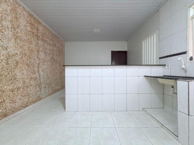 Casa de 2 Quartos em lote compartilhado para alugar na QNN 5 – Ceilândia Norte