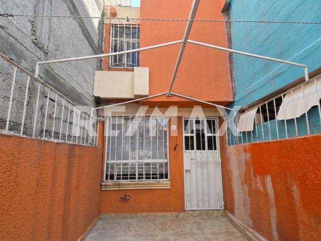 Casa de 2 recámaras en RENTA, en Héroes Tecámac 6ta sección, Tecámac, Edo Mex
