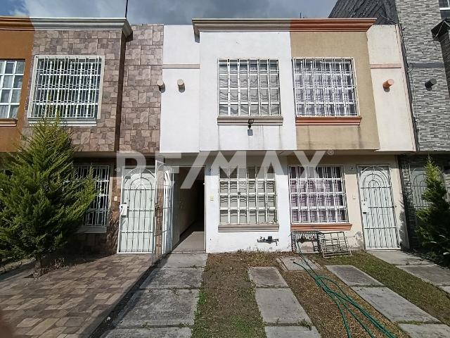 Casa de 2 recámaras en Renta, Héroes Ozumbilla, Tecámac, Edo. Mex