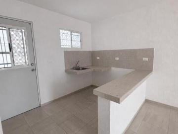 Casa de 2 recamaras y 2 baños en Paseos de Mérida, Libre de gravamen