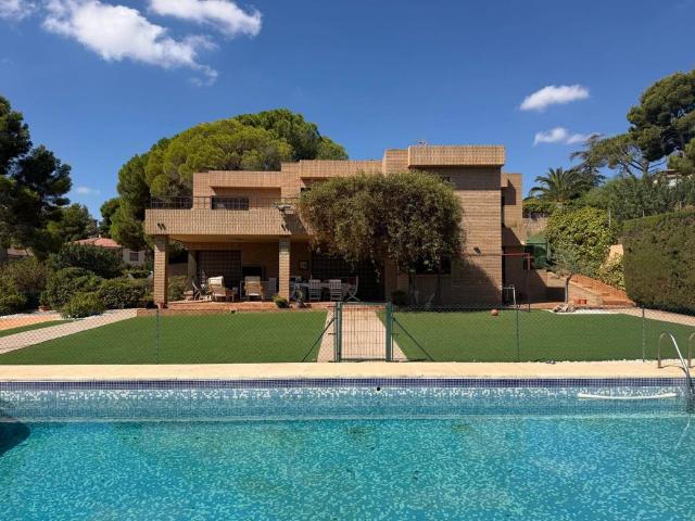 Casa de 342 m2 en venta Liria, España