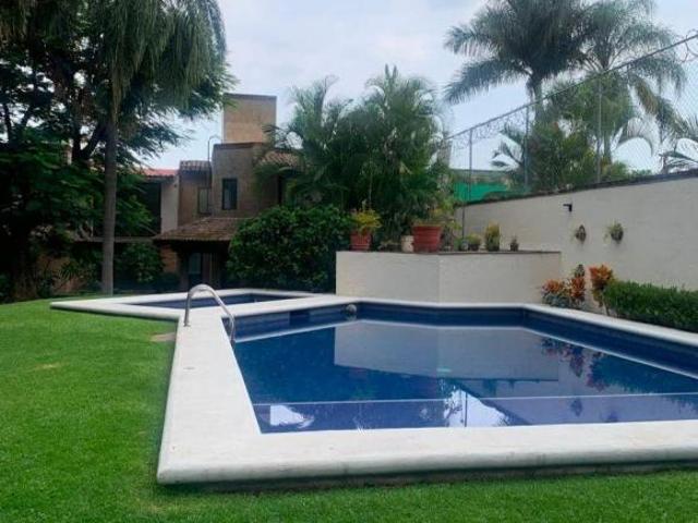 Casa de 348 m² con 3 recámaras en venta en Rinconada Vista Hermosa