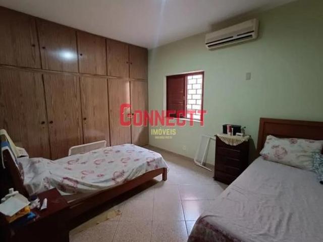 CASA DE 348m² DE TERRENO COM 4 QUARTOS SENDO 1 SUITE E 4 VAGAS NO SUMAREZINHO
