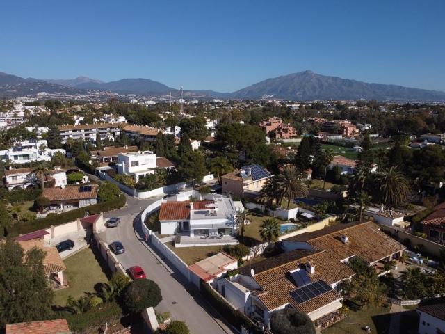 Casa de 350 m2 en venta Atalaya Isdabe, Andalucía