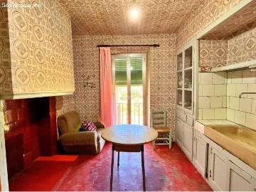 Casa de 350 m2 en el centro de Alfara de Carles Los Puertos – Para reformar, con garaje enorme, só