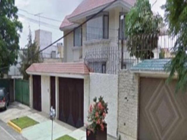 Casa de 350 m² con 3 recámaras en venta en Ciudad Satélite