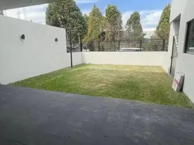 Casa De 350 M² Con 3 Recámaras En Renta En Jardín Real