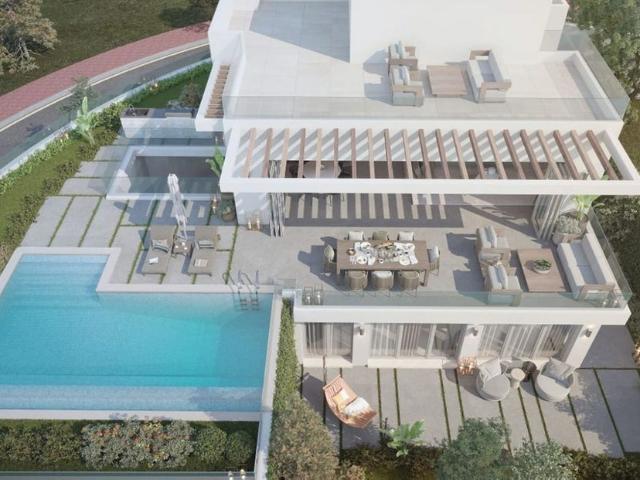 Casa de 361 m2 en venta Benalmádena, España