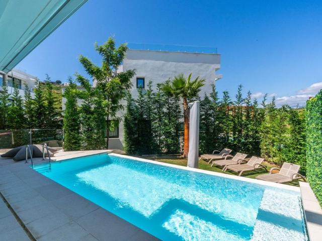Casa de 362 m2 en venta Mijas Costa, Andalucía