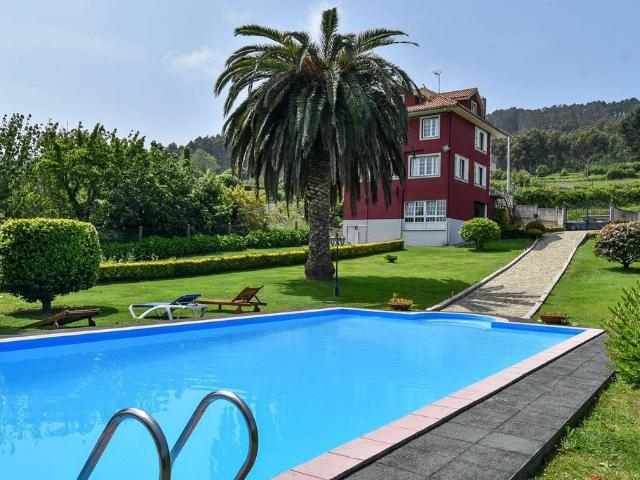 Casa de 373 m2 en venta Carballo, España
