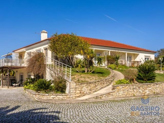 Casa de prestígio de 619 m² à venda Alcobaça, Leiria