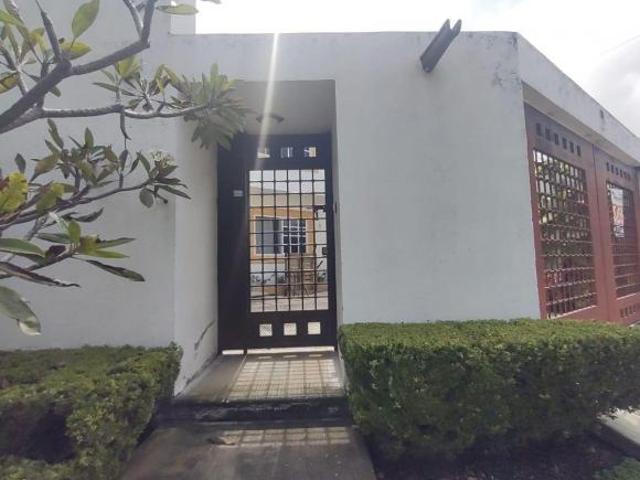 Casa de 370 m² con 3 recámaras en venta en Jiutepec
