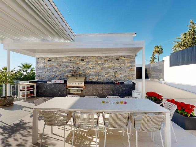 Casa de 374 m2 en venta Marbella, España