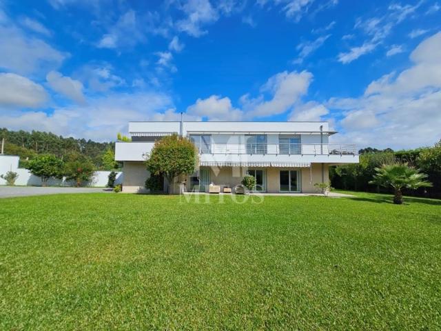 Casa de 376 m² à venda Viana do Castelo, Portugal