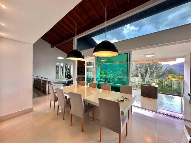 Casa de 380 m² na Adamelo Vila Alpina Nova Lima MG, à venda por R$ 4.400.000 ou aluguel por R$ 20.000/mês
