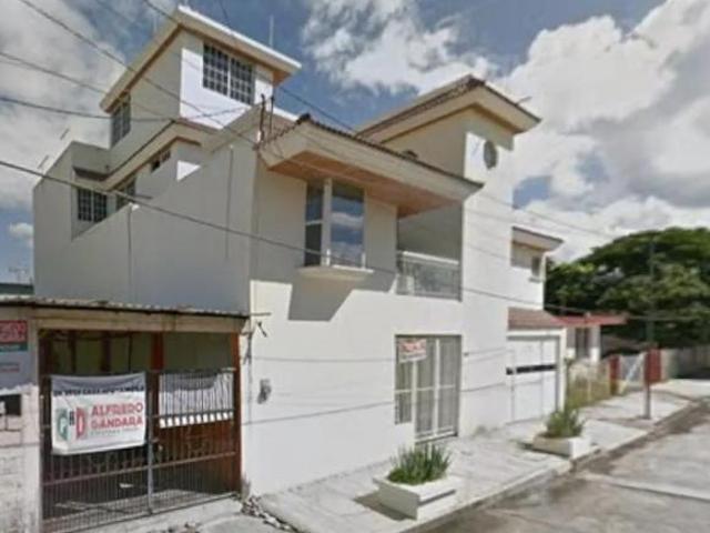San Román, Poza Rica | Cesión de Derechos |Casa de 380 m²